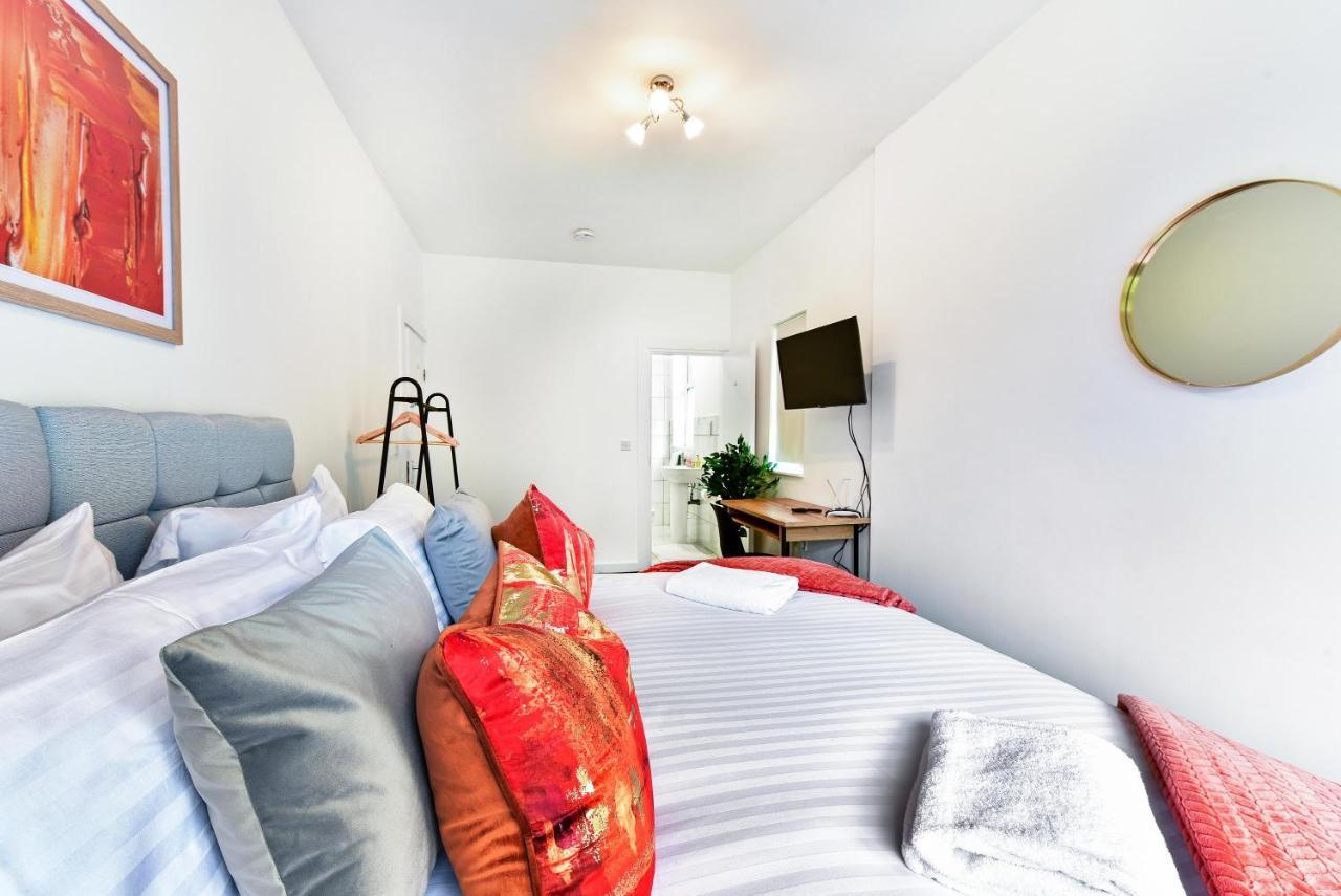 West Ealing Serviced Apts- 2 Bedroom 2 Bath Parking Near Station With Off Street Parking By 360Stays Luaran gambar