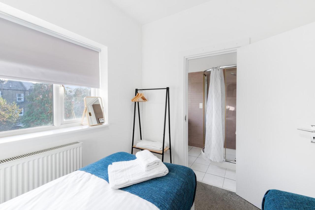 West Ealing Serviced Apts- 2 Bedroom 2 Bath Parking Near Station With Off Street Parking By 360Stays Luaran gambar